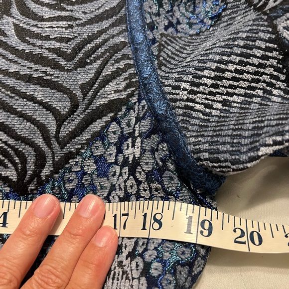 Retro Yak Magik Tapestry-look Medium blue statement jacket - Picture 9 of 9